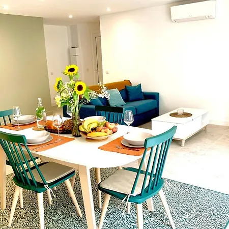 Spacious In The Heart Of Les Pins ! Holiday home