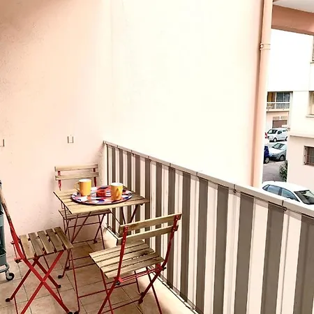Spacious In The Heart Of Les Pins ! *